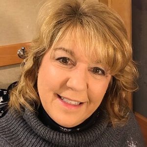 Meet your Posher, Marie